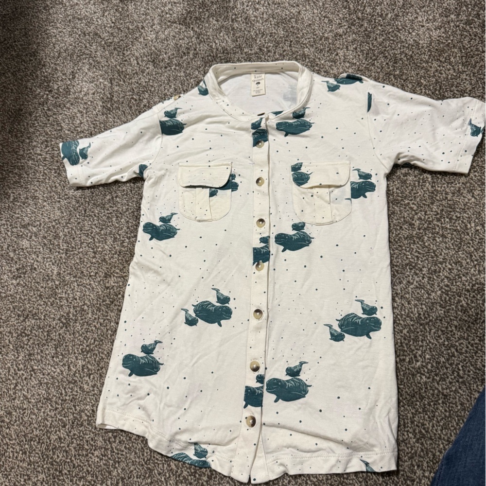 Kate Quinn Bamboo Top Size 8 Whale Print Short Sleeve Soft Stretch
